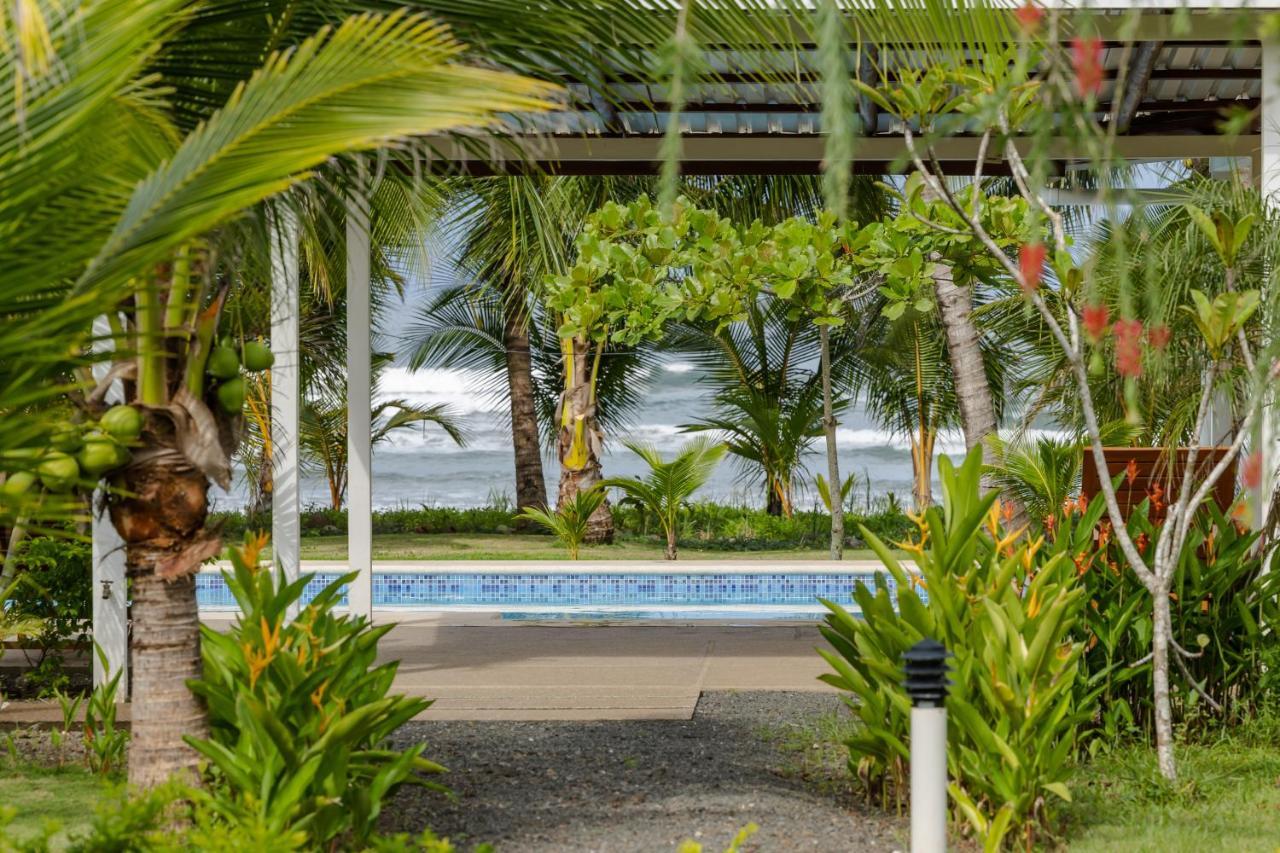Salvatierra Beachfront Hotel Puerto Coyote 外观 照片