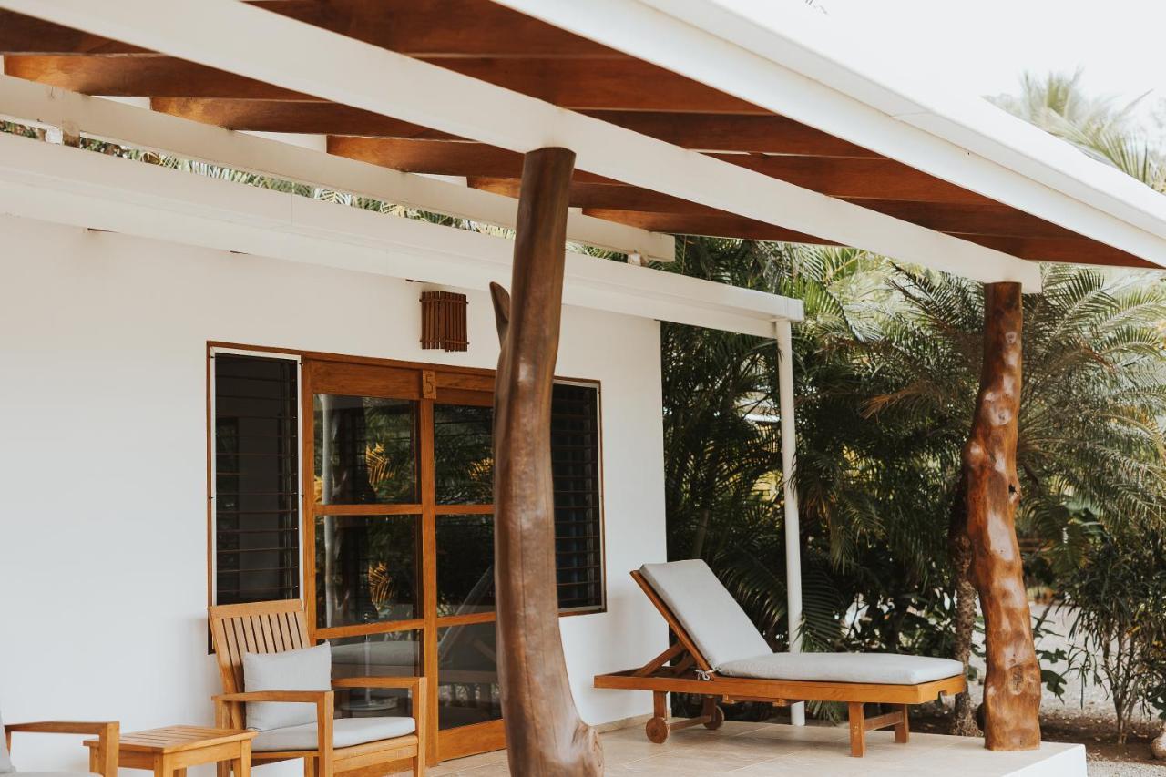 Salvatierra Beachfront Hotel Puerto Coyote 外观 照片