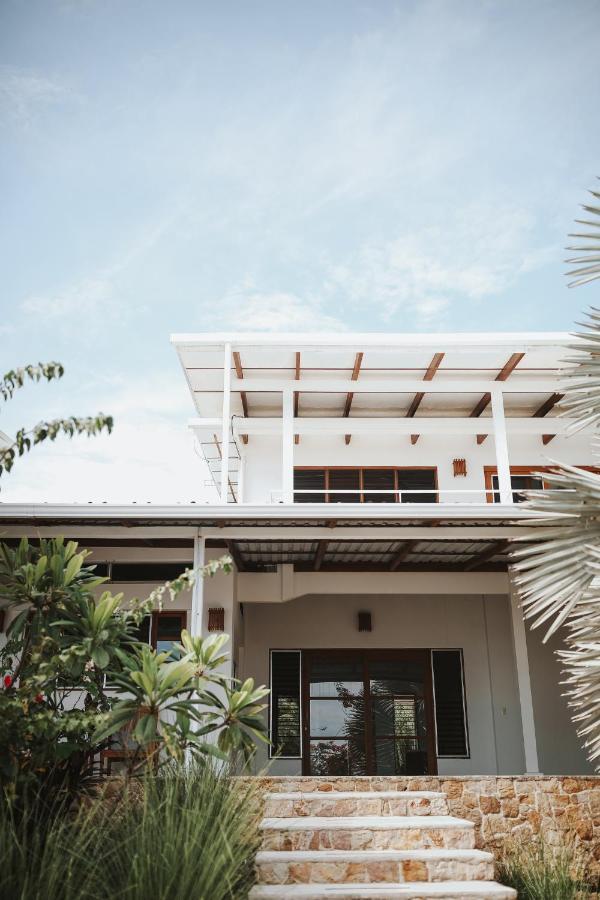 Salvatierra Beachfront Hotel Puerto Coyote 外观 照片